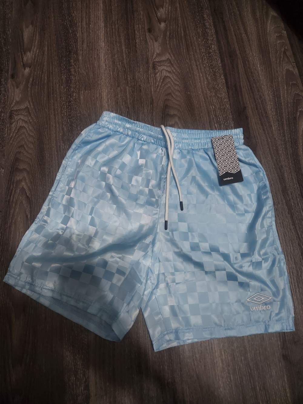Umbro Men’s Light Blue Checker Shorts